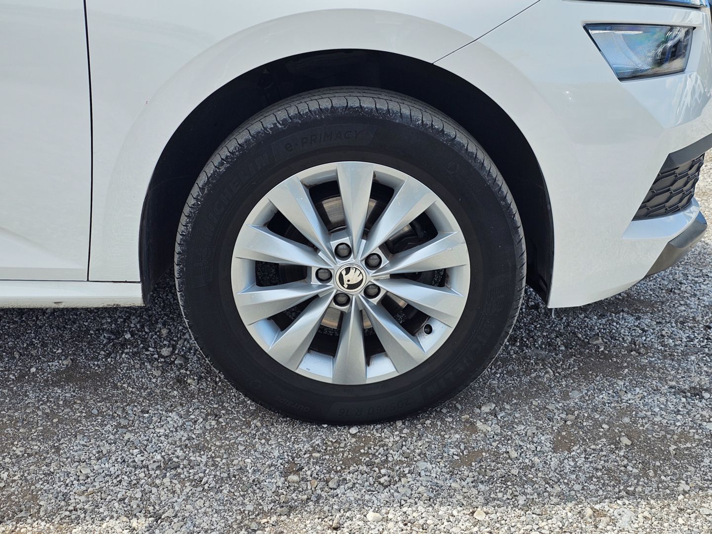 Skoda Kamiq 1.0 TSI Ambition DSG 81 kW (110 CV)