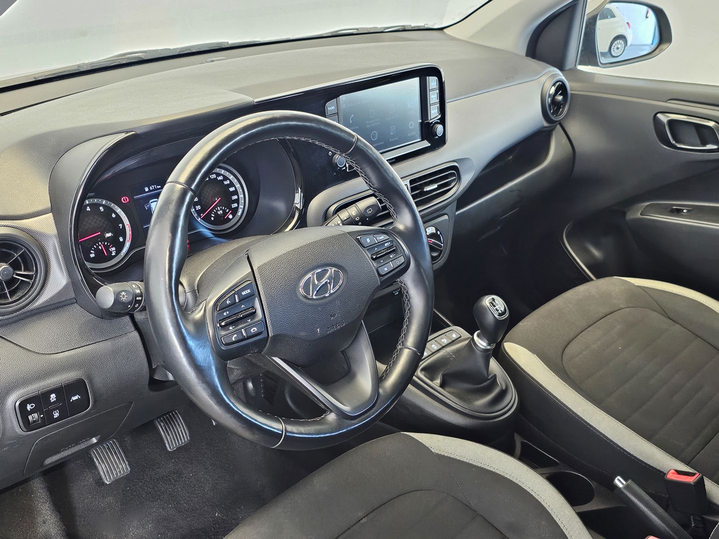 Hyundai i10 1.0 Essence 49 kW (67 CV)