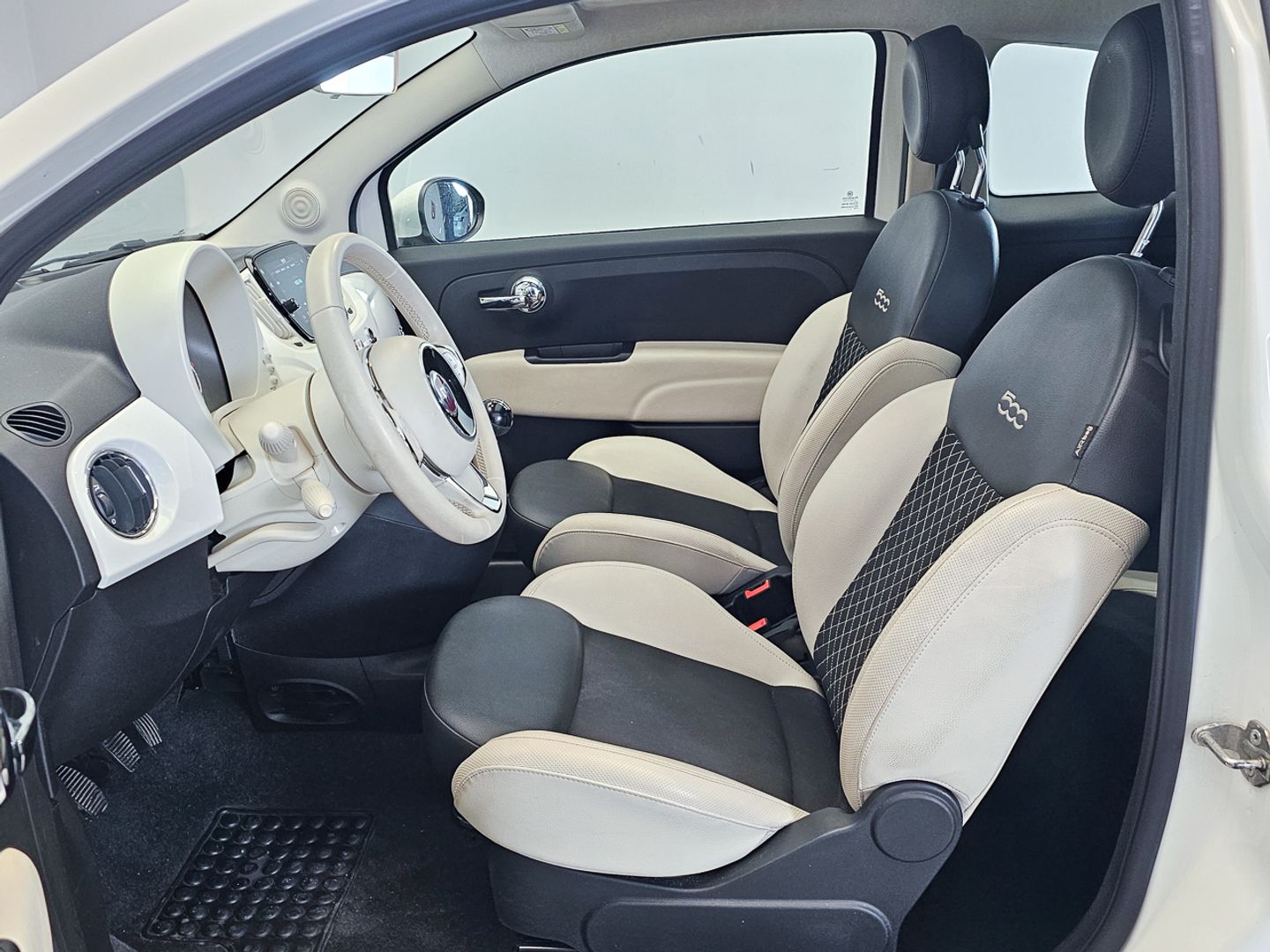 Fiat 500 1.0 Hybrid Dolcevita 51 kW (70 CV)