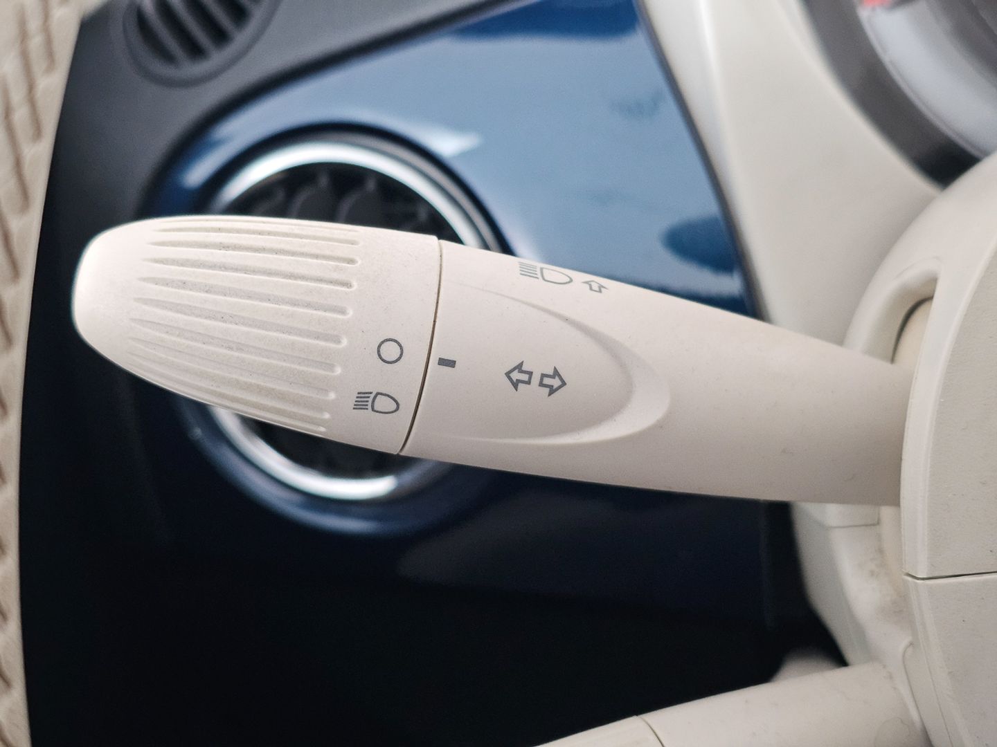 Fiat 500 1.0 Hybrid Dolcevita 51 kW (70 CV)