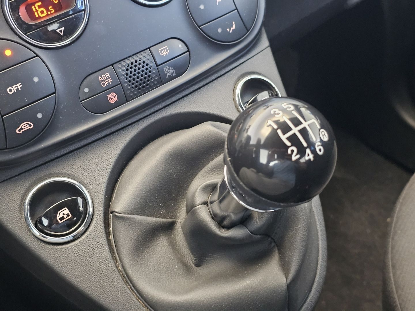 Fiat 500C 1.0 Hybrid Dolcevita 51 kW (70 CV)