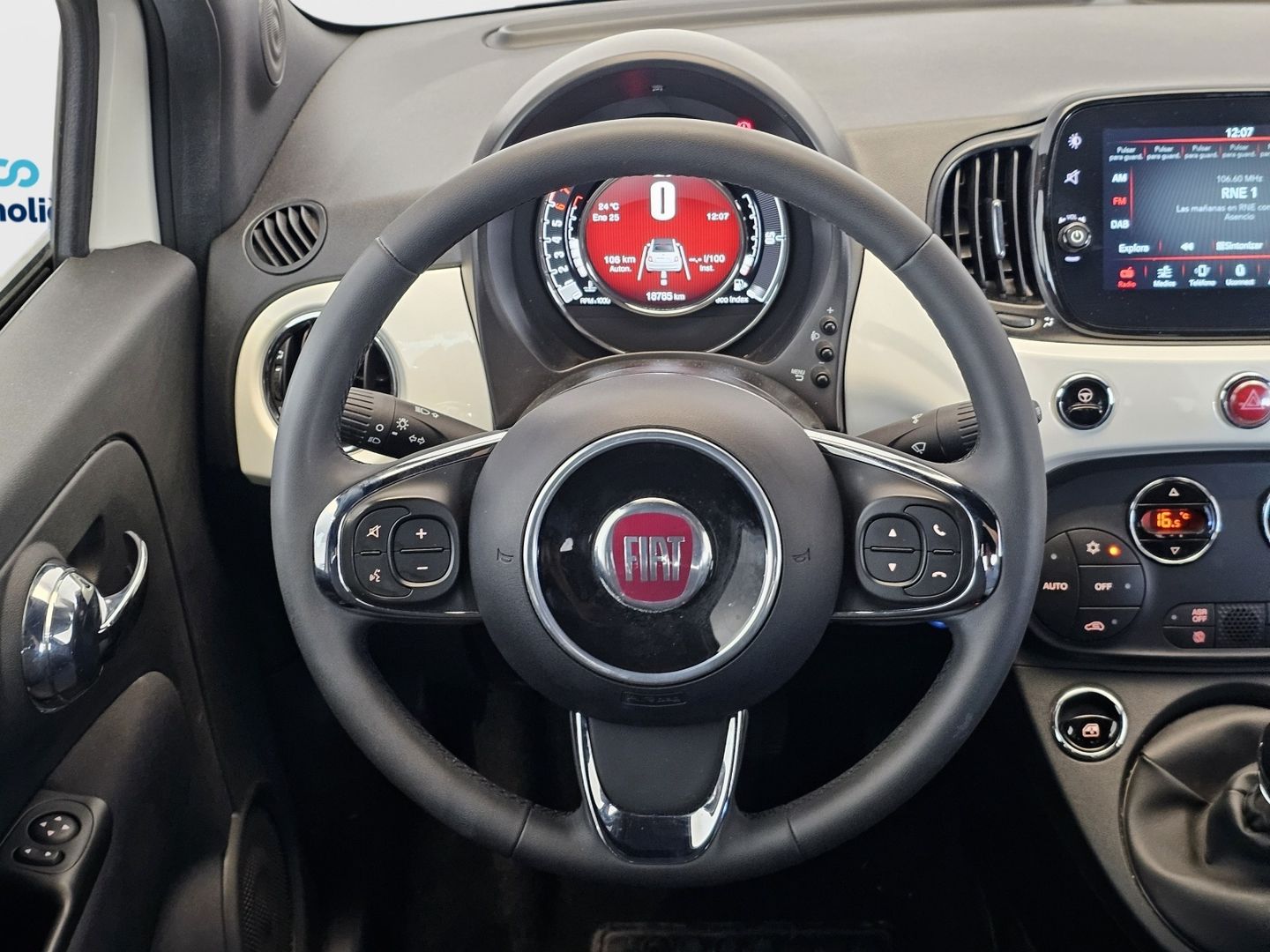 Fiat 500C 1.0 Hybrid Dolcevita 51 kW (70 CV)