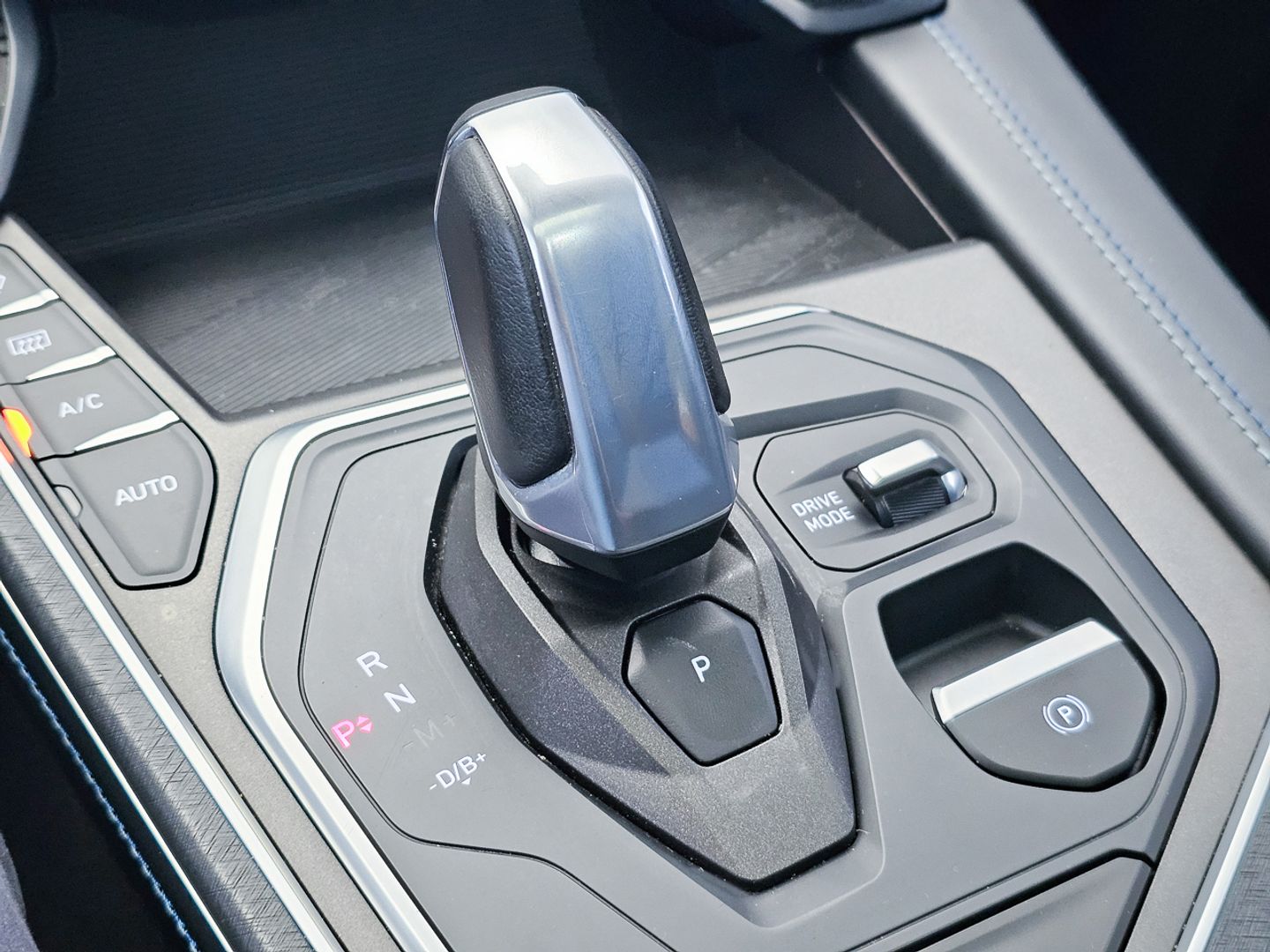 Lynk & Co 01 1.5 PHEV 192 kW (261 CV)