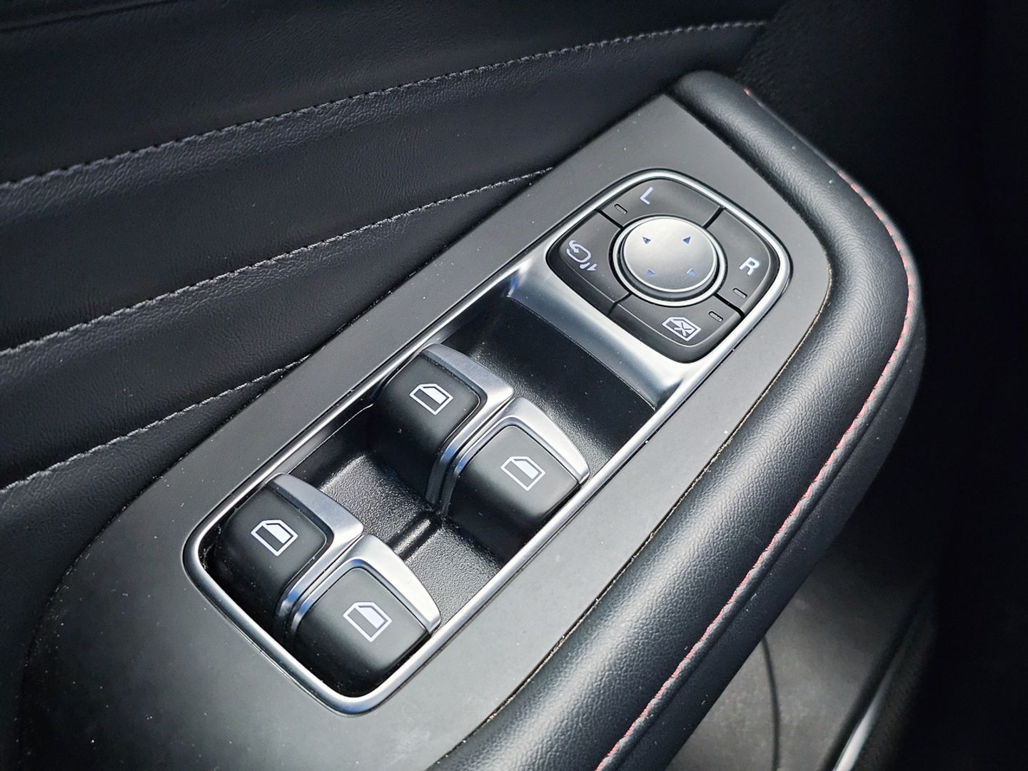 MG eHS 1.5 T-GDI PHEV Luxury 190 kW (258 CV)