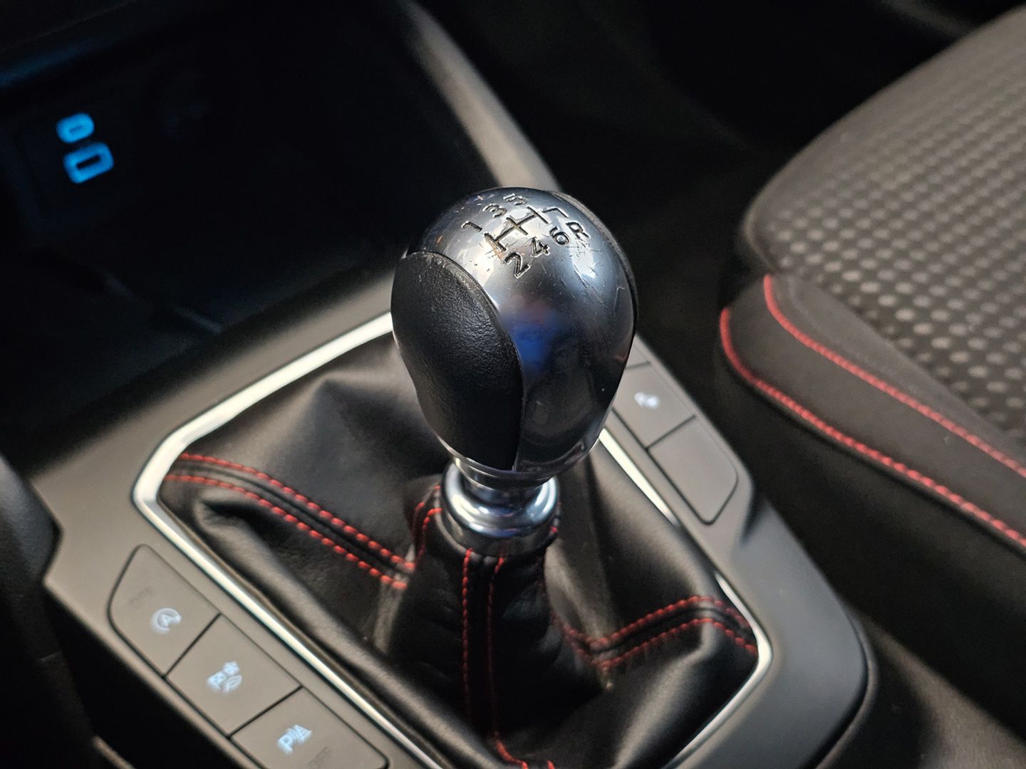 Ford Focus 1.0 Ecoboost MHEV ST-Line Design SIP 92 kW (125 CV)