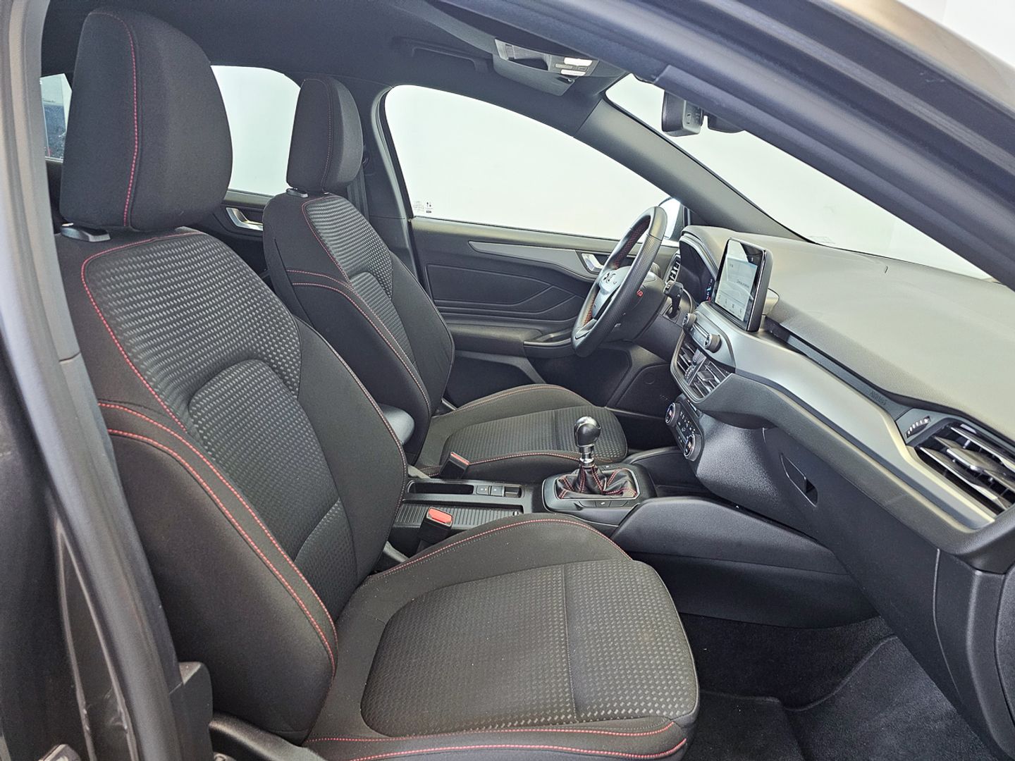 Ford Focus 1.0 Ecoboost MHEV ST-Line Design SIP 92 kW (125 CV)