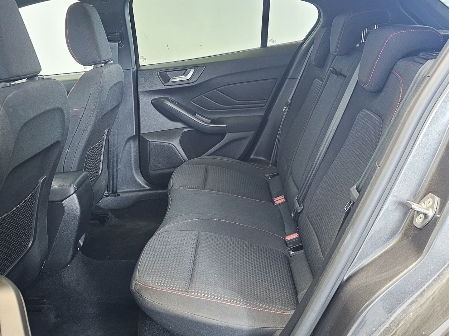 Ford Focus 1.0 Ecoboost MHEV ST-Line Design SIP 92 kW (125 CV)