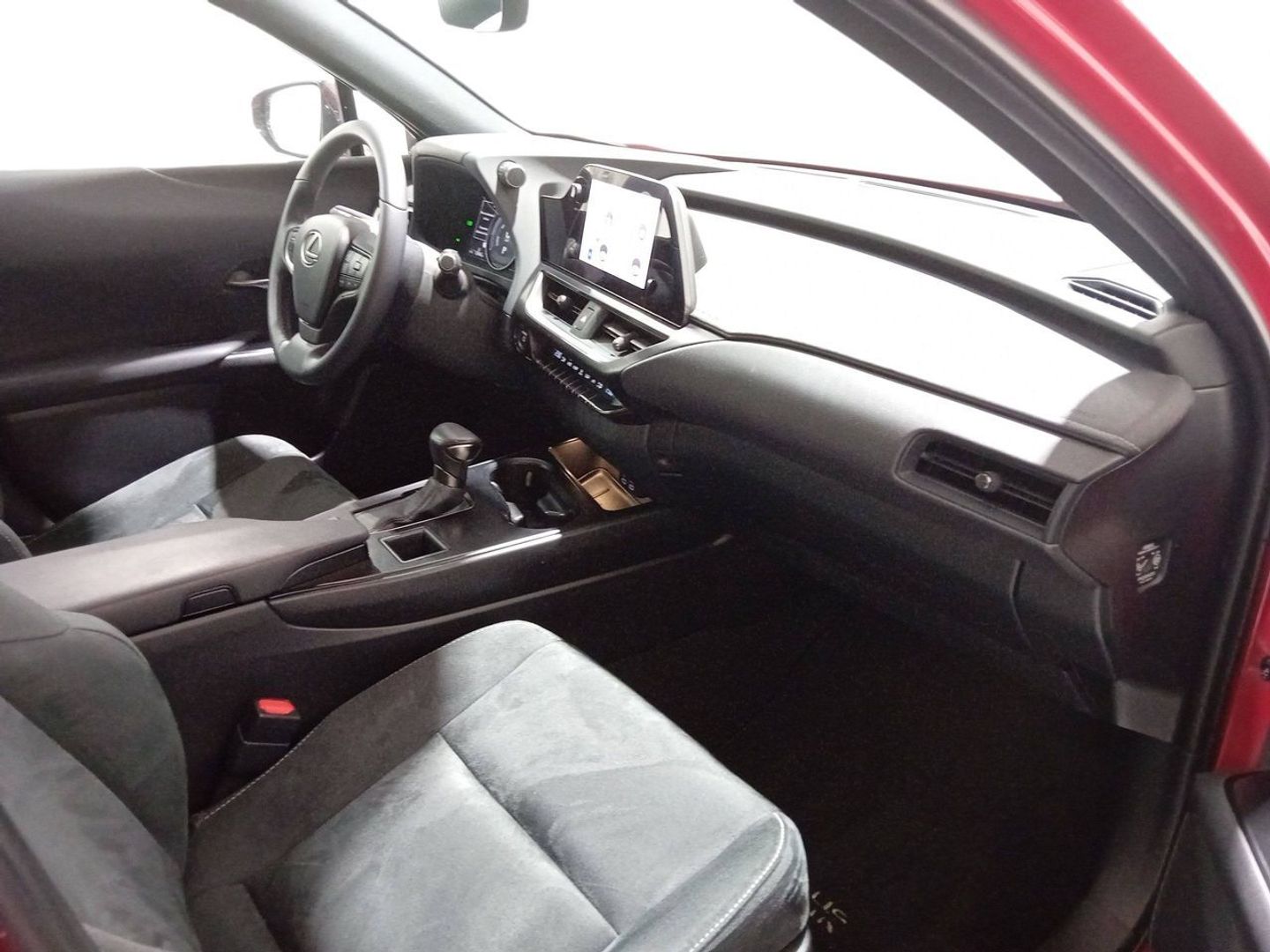 Lexus UX UX 250h Business 2WD 135 kW (184 CV)