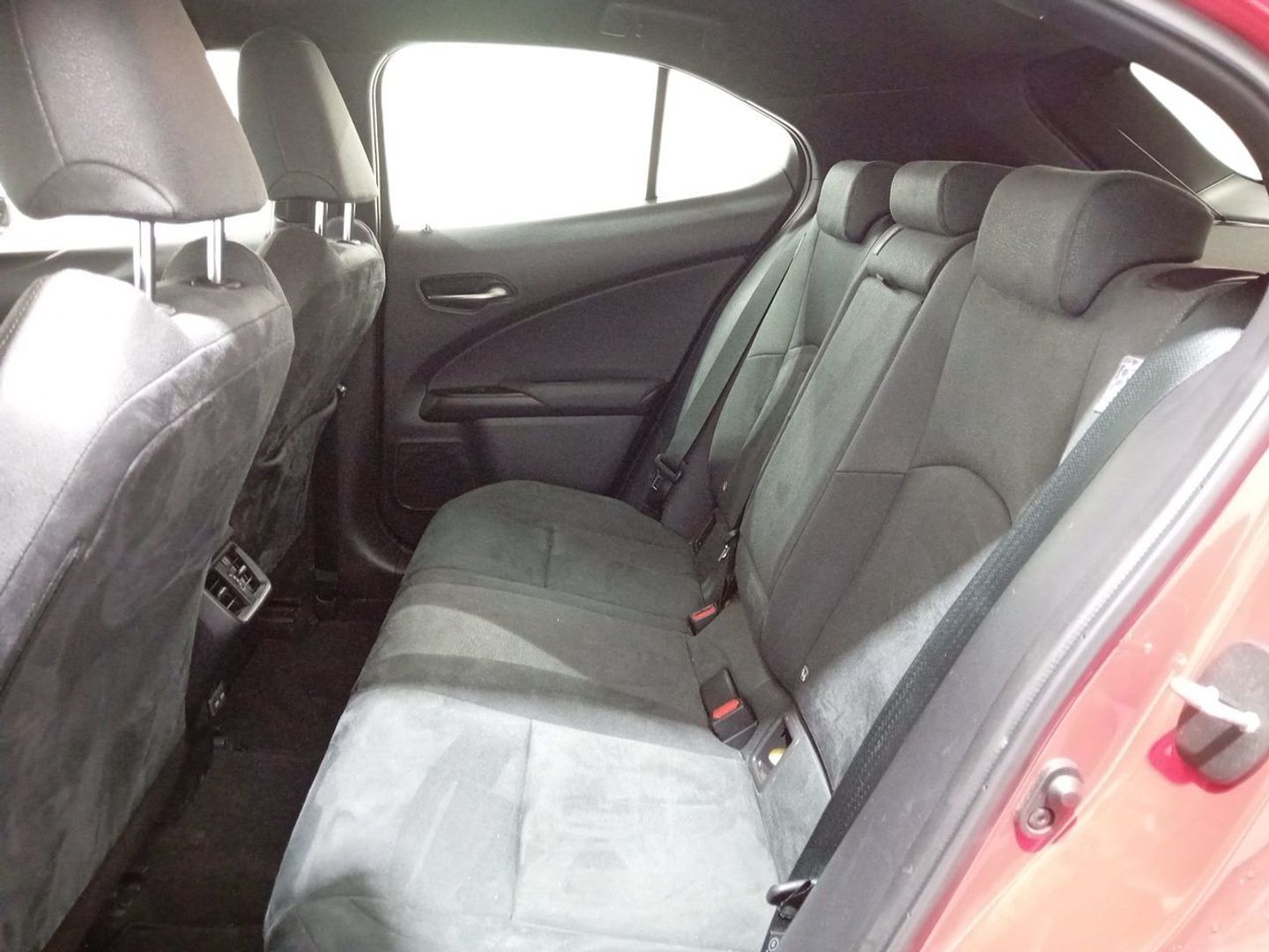 Lexus UX UX 250h Business 2WD 135 kW (184 CV)