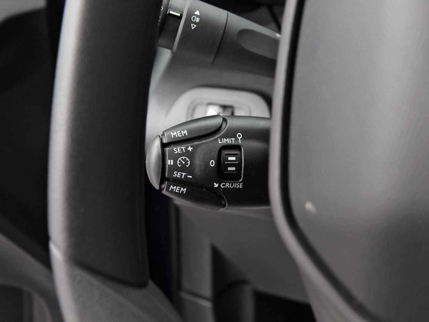 Peugeot Rifter Active Business Standard BlueHDi 73 kW (100 CV)