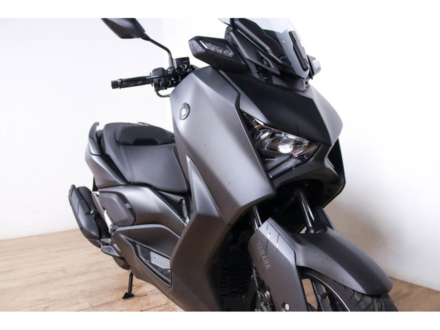 Yamaha X-Max 125