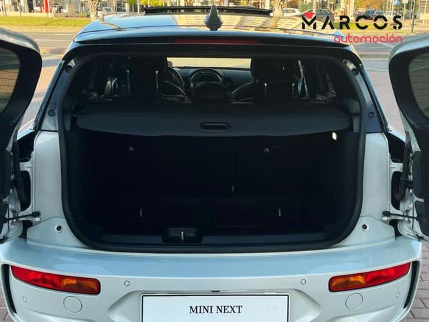 MINI MINI Clubman John Cooper Works ALL4 225 kW (306 CV)