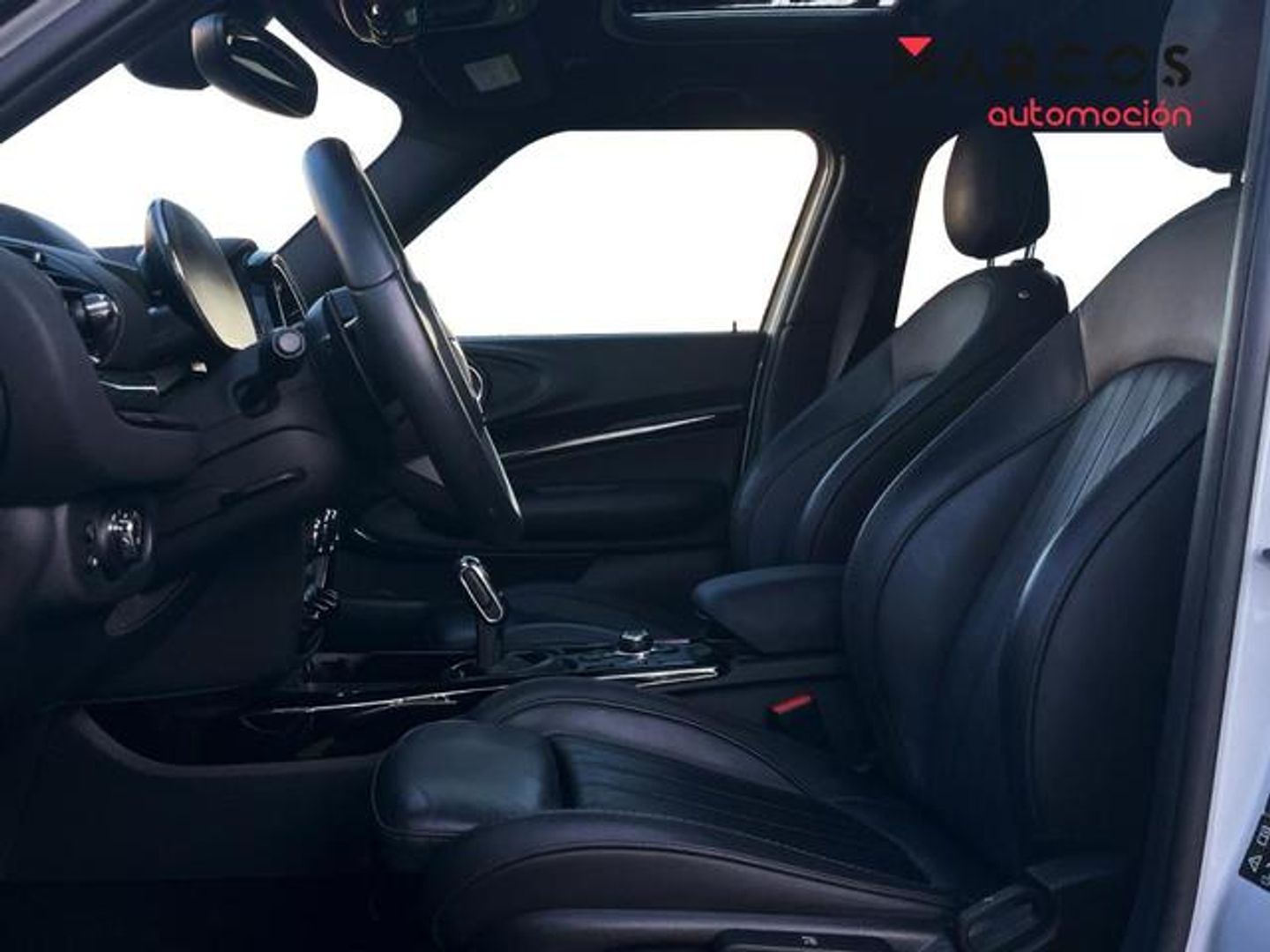 MINI MINI Clubman John Cooper Works ALL4 225 kW (306 CV)