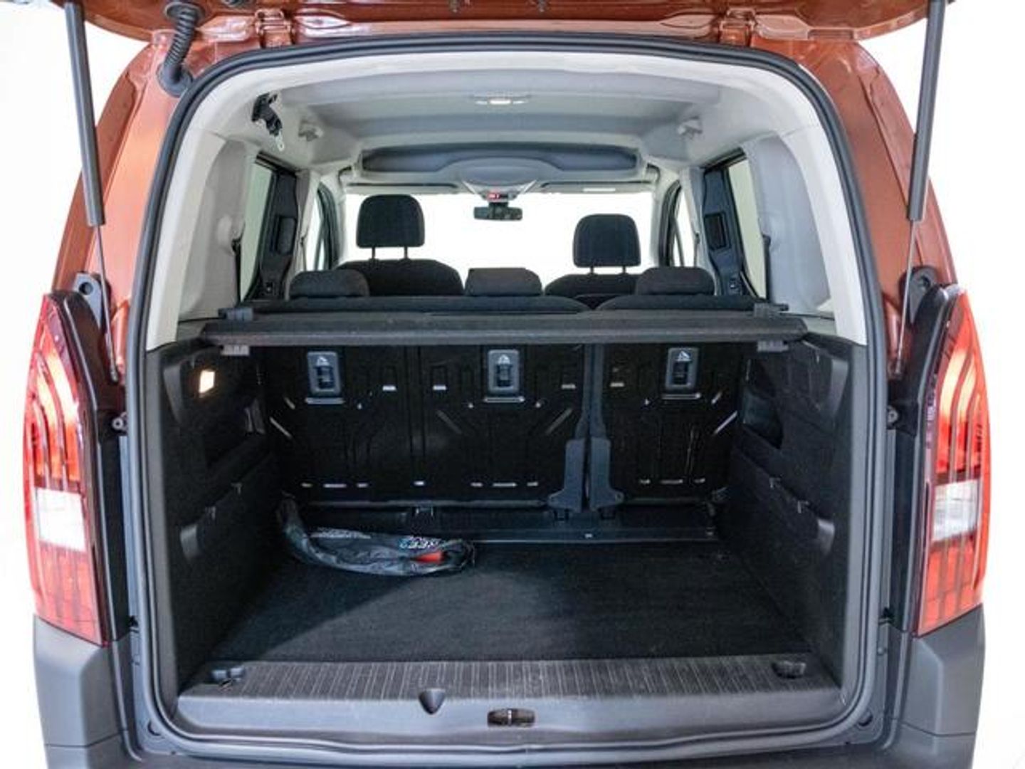 Peugeot Rifter BlueHDi 100 Allure Standard 73 kW (100 CV)
