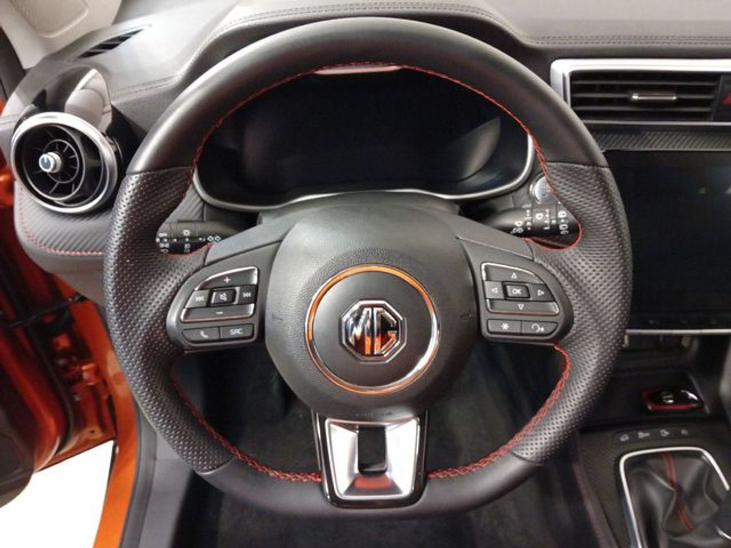 MG ZS 1.0T Luxury 82 kW (111 CV)