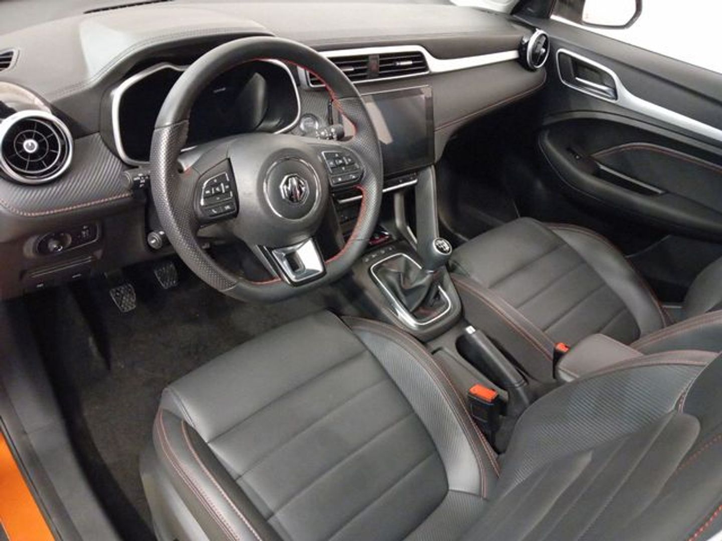 MG ZS 1.0T Luxury 82 kW (111 CV)