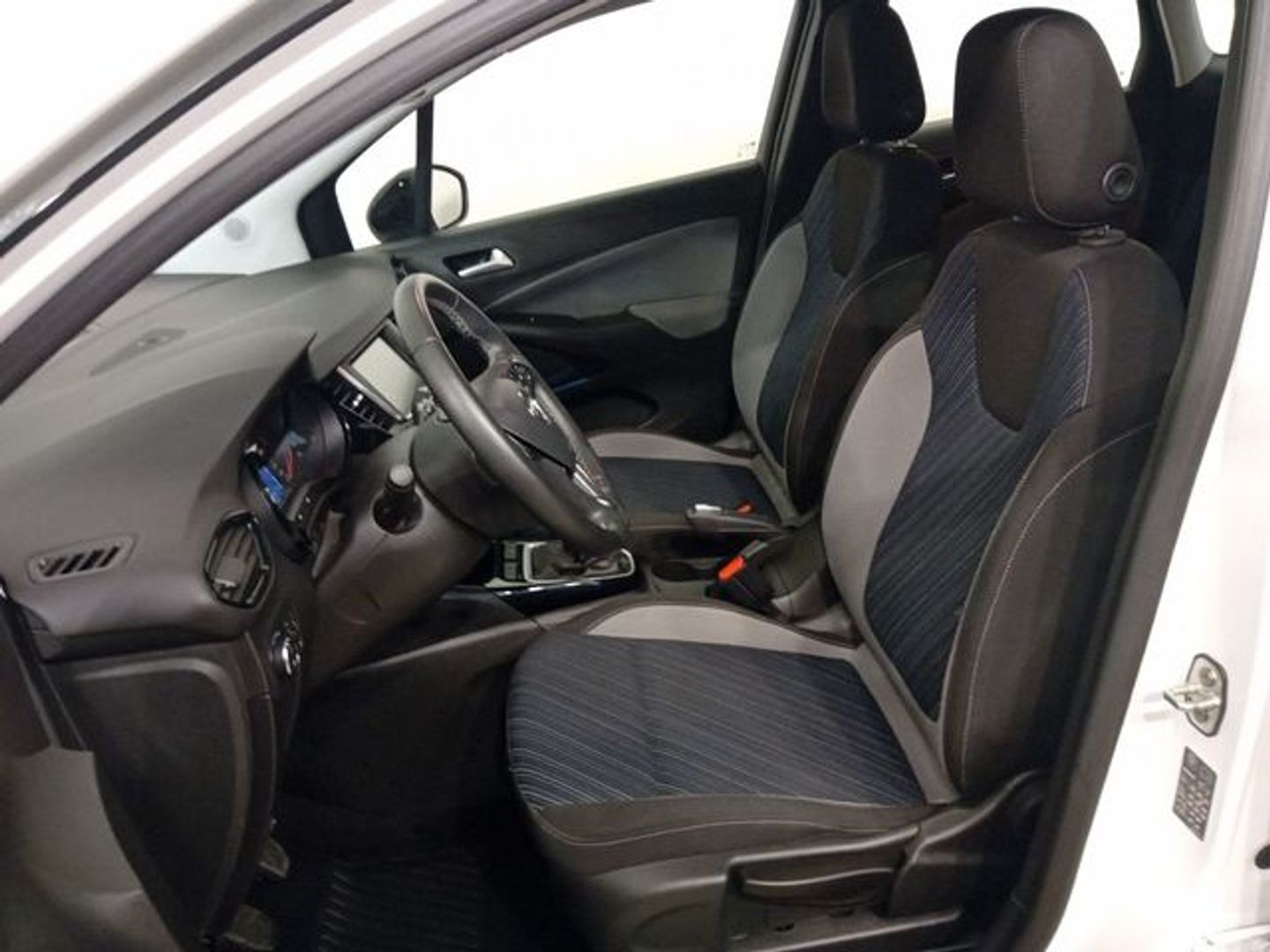 Opel Crossland X 1.2 S&S Design Line 120 Aniversario 81 kW (110 CV)