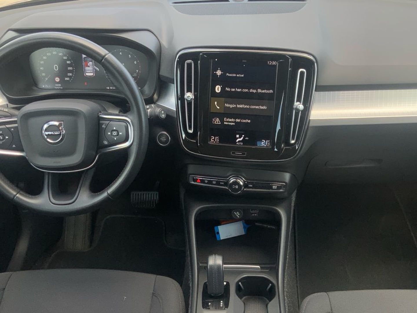 Volvo XC40 B4 G Momentum Pro AWD Auto 145 kW (197 CV)