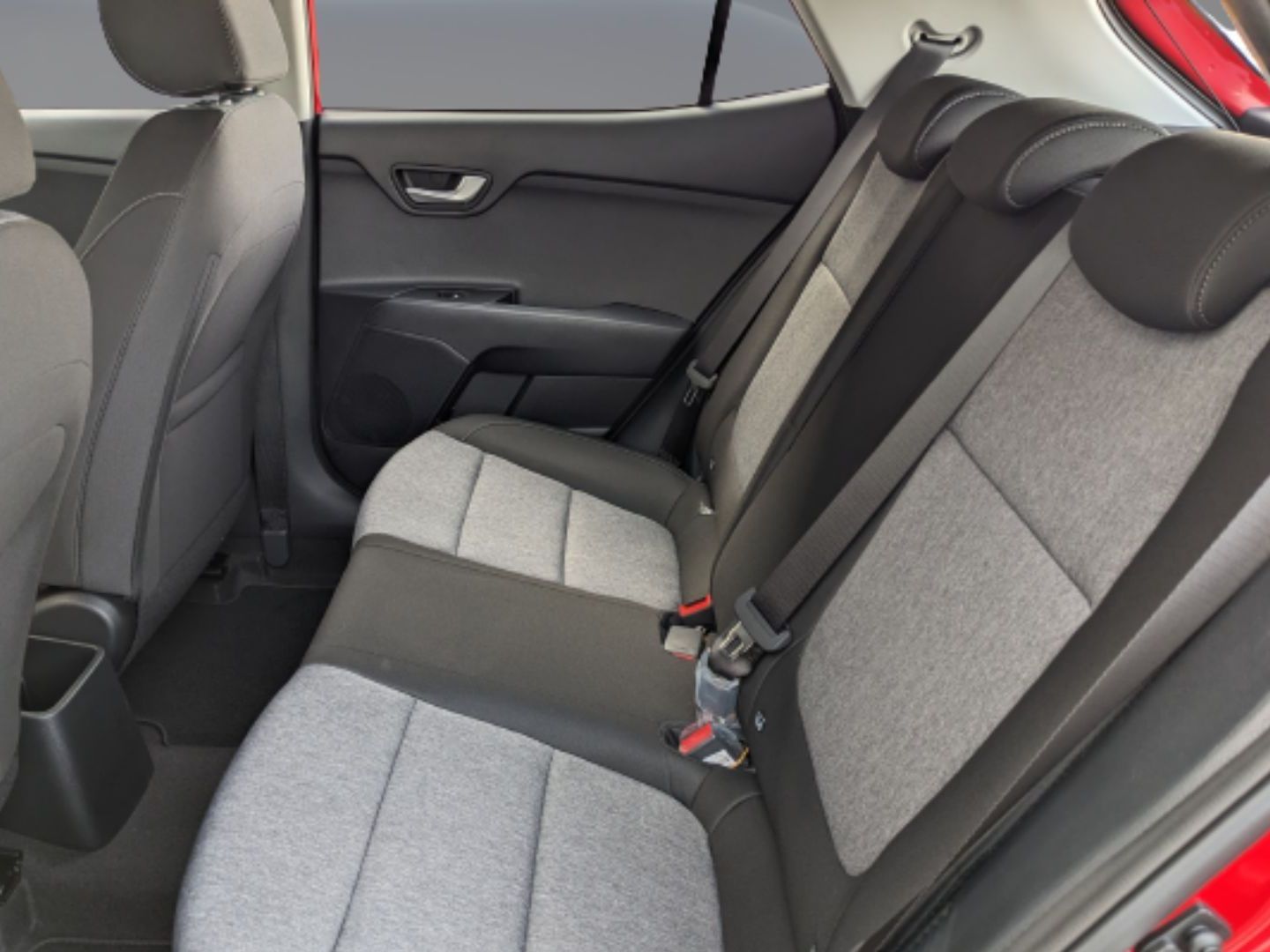 Kia Stonic 1.0 T-GDi MHEV iMT Concept 74 kW (100 CV)