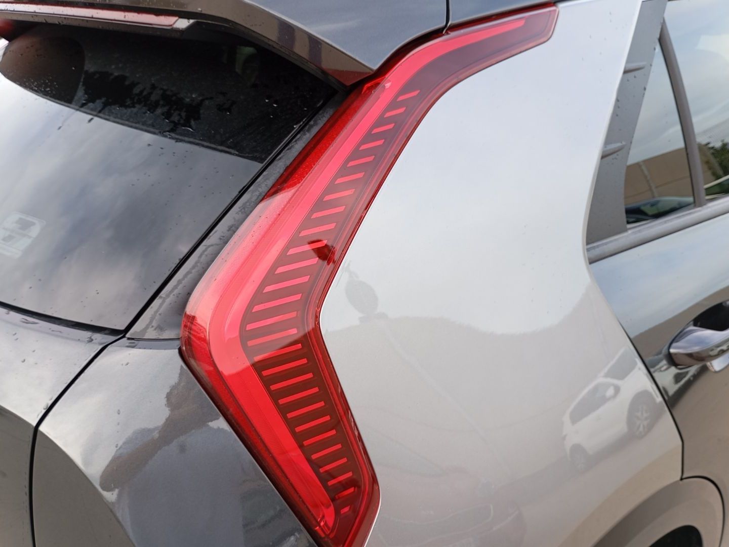 Kia Niro 1.6 GDi HEV Híbrido Drive 104 kW (141 CV)