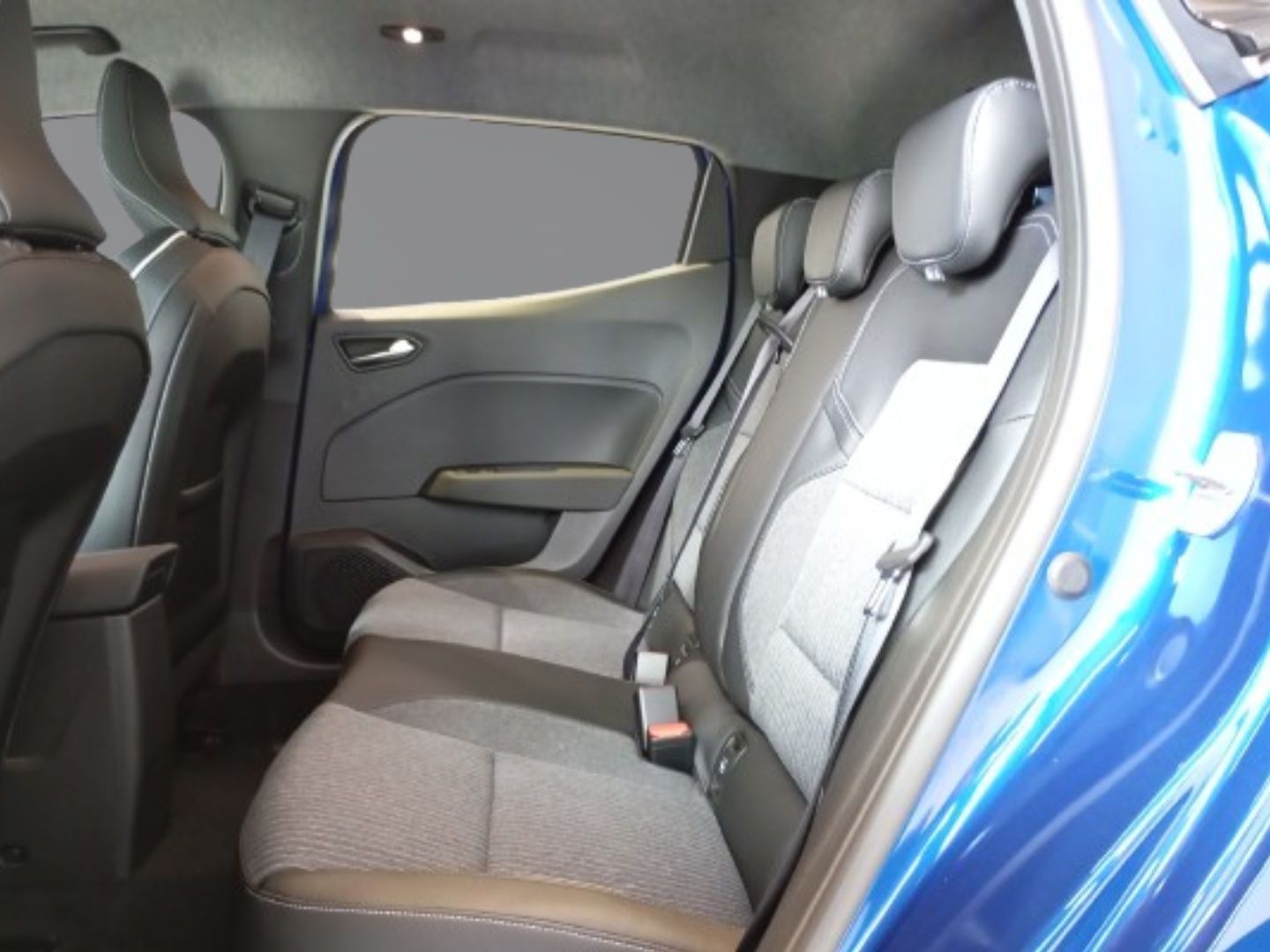 Mitsubishi Colt 100T Kaiteki 67 kW (90 CV)