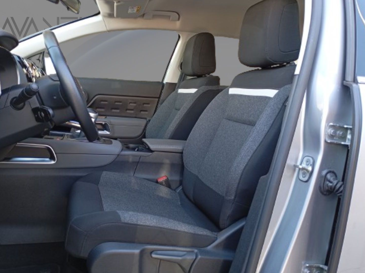Citroen C5 Aircross PureTech 130 S&S Live 96 kW (131 CV)