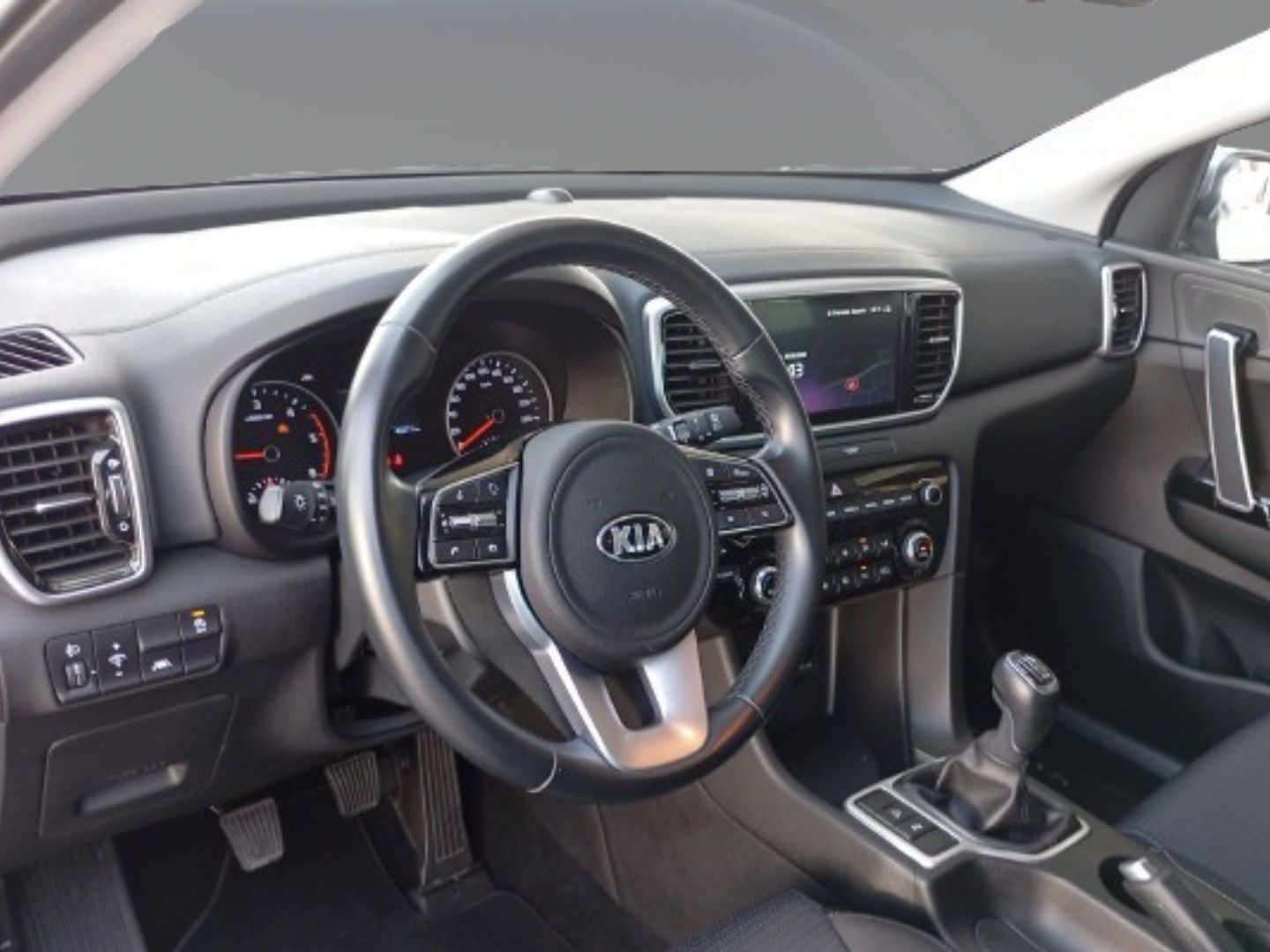 Kia Sportage 1.6 MHEV Black Edition 100 kW (136 CV)