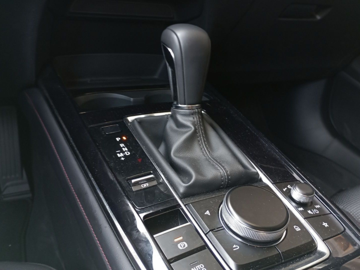Mazda CX-30 2.0 e-Skyactive G MHEV Homura 6AT 90 kW (122 CV)