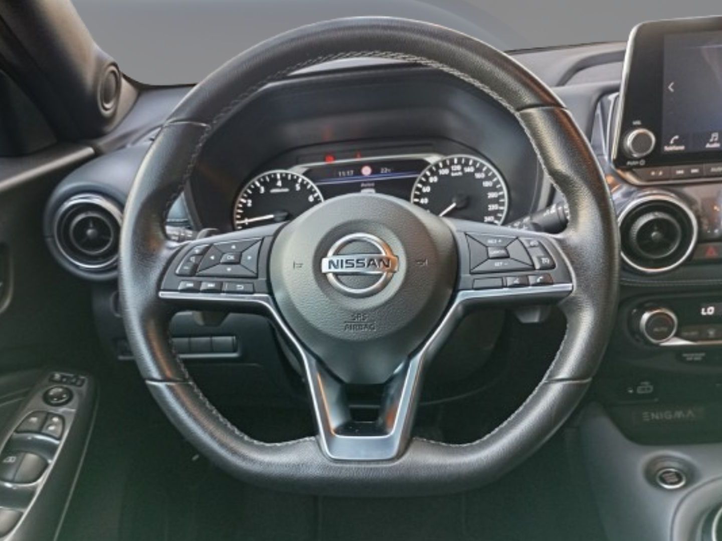 Nissan Juke DIG-T 114 Enigma DCT 84 kW (114 CV)