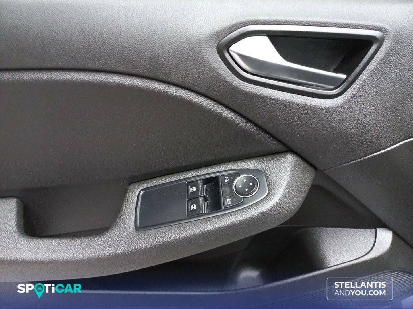Renault Clio Intens TCe 66 kW (90 CV)