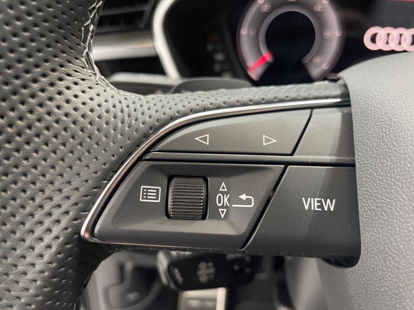 Audi Q3 Black line 35 TDI 110 kW (150 CV) S tronic