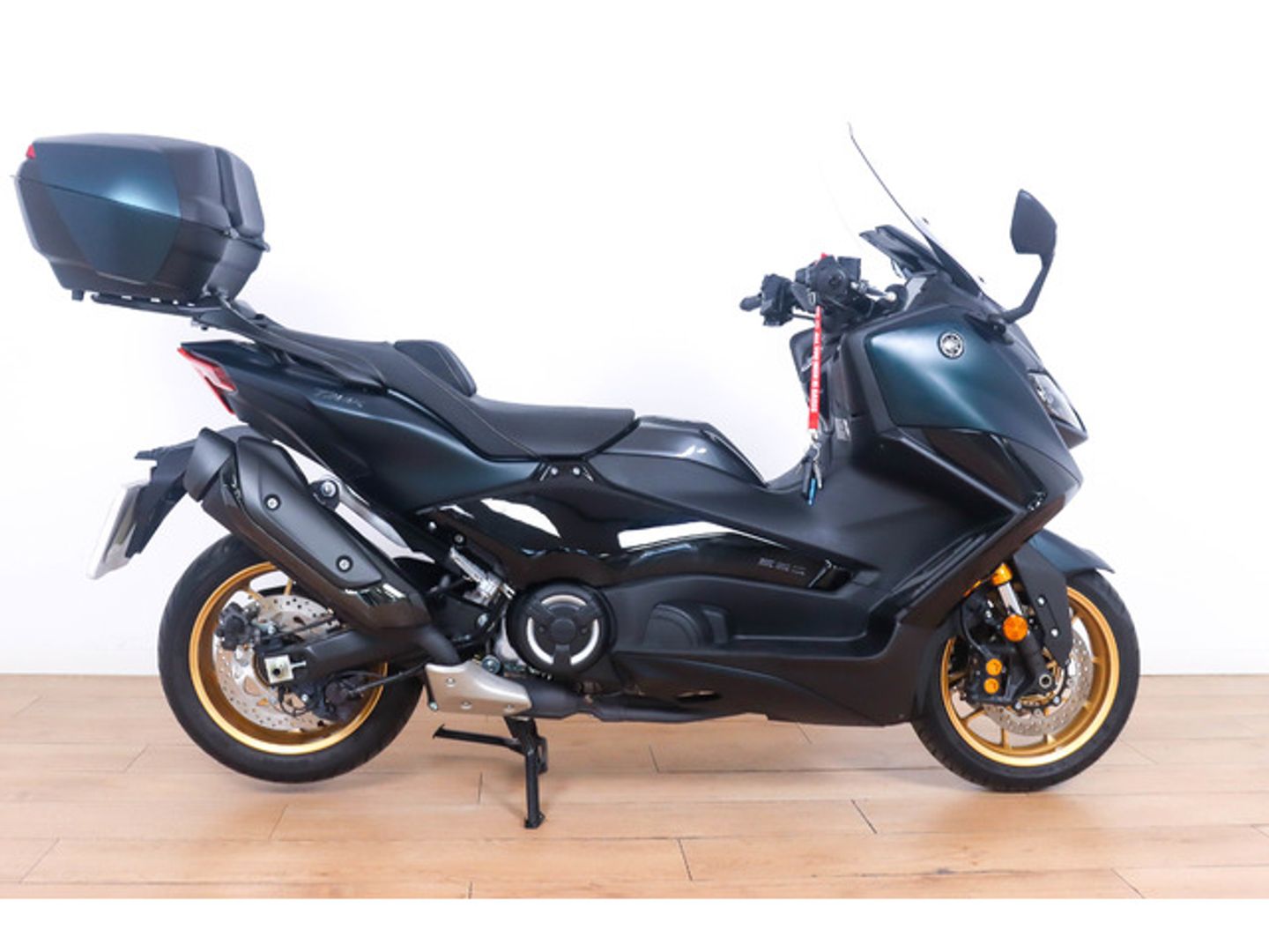 Yamaha TMax Tech Max TMax/Tech Max/20 Aniversar Gris Motorcycle