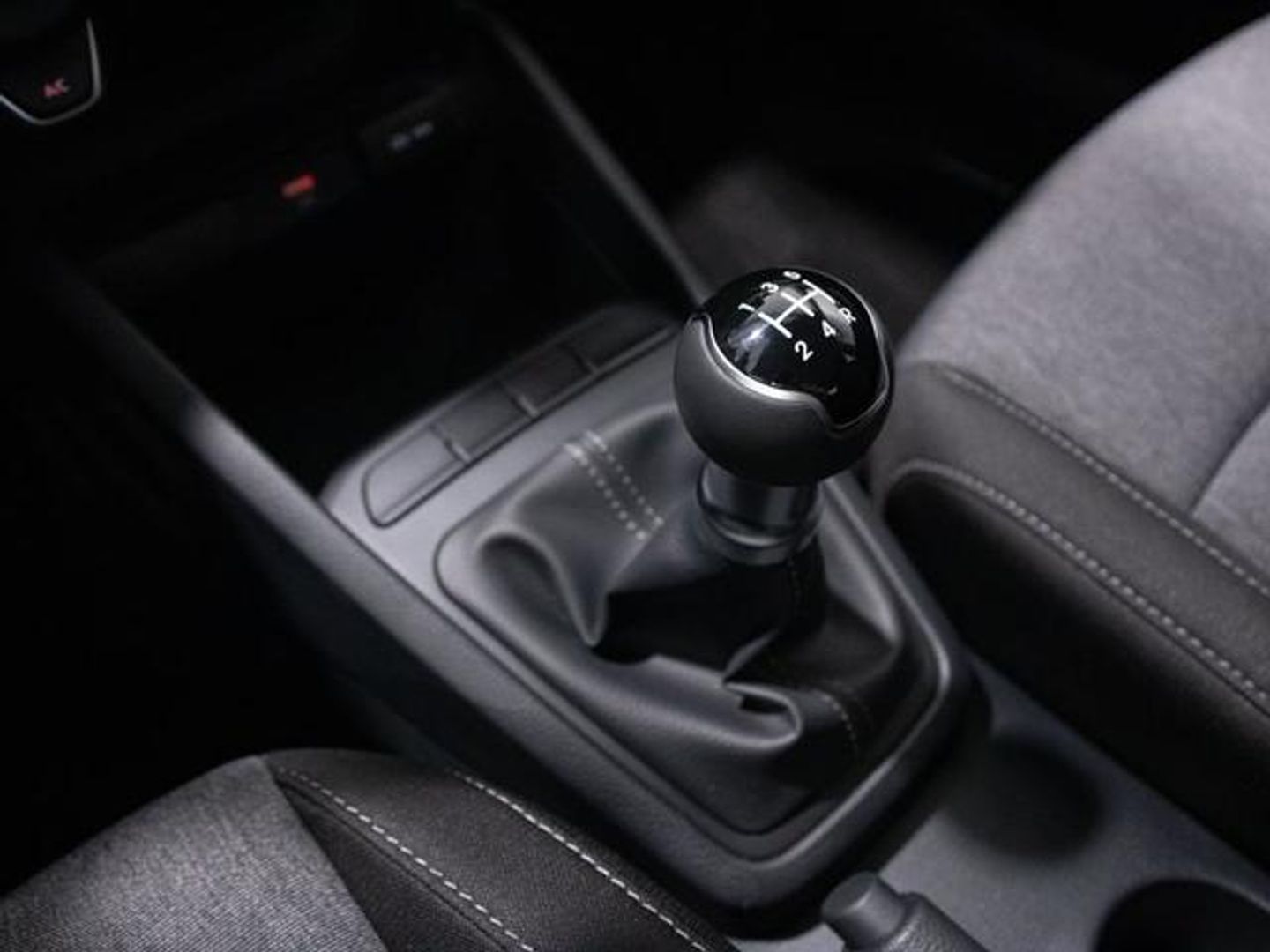 Kia Stonic 1.0 T-GDi MHEV iMT Concept 74 kW (100 CV)
