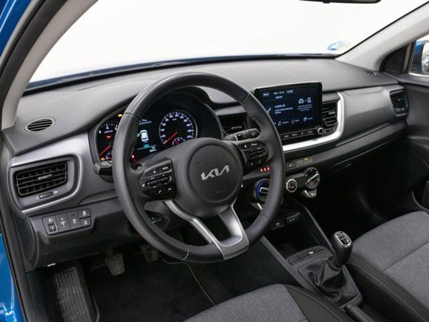 Kia Stonic 1.0 T-GDi MHEV MT Concept 74 kW (100 CV)