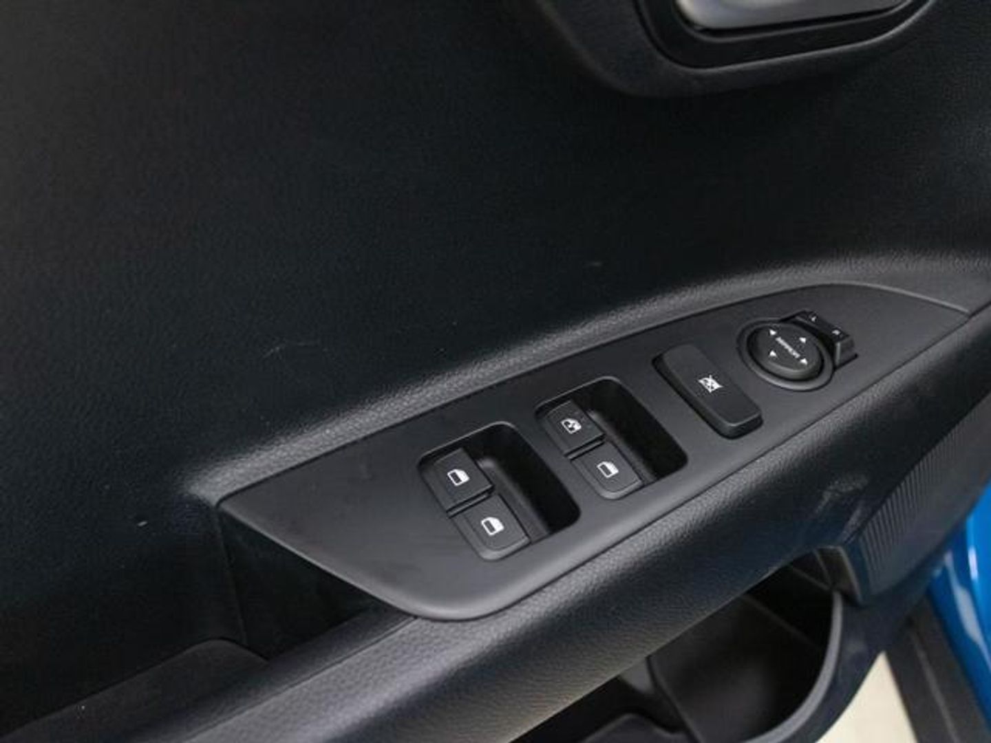 Kia Stonic 1.0 T-GDi MHEV MT Concept 74 kW (100 CV)