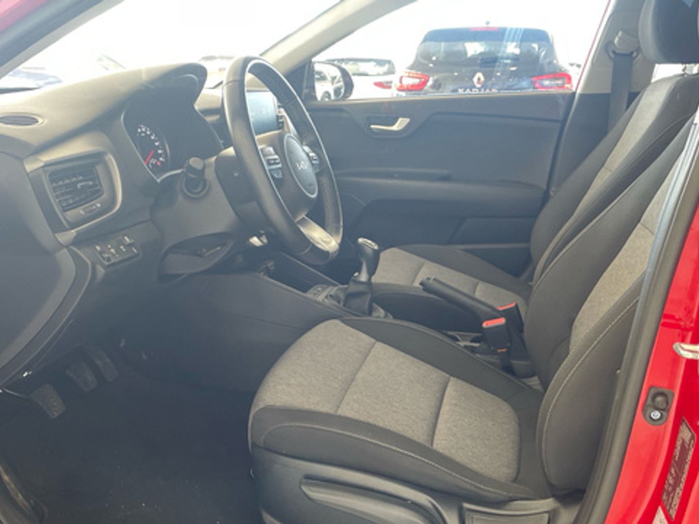 Kia Stonic 1.0 T-GDi MHEV MT Concept 74 kW (100 CV)