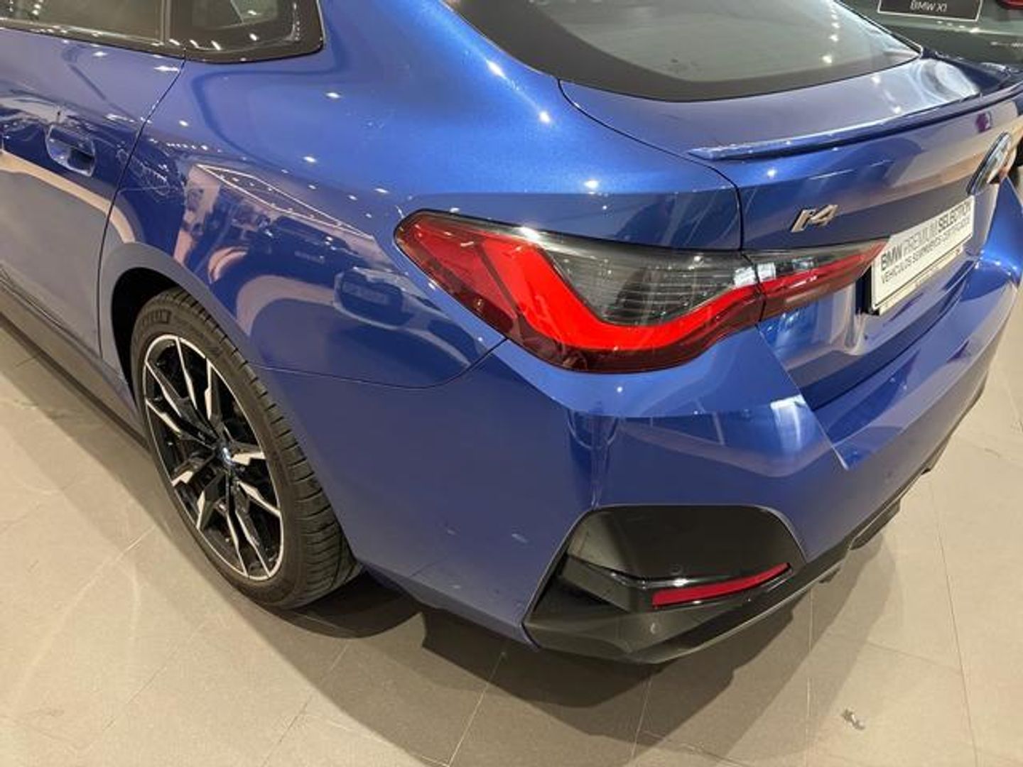 BMW i4 M50 400 kW (544 CV)