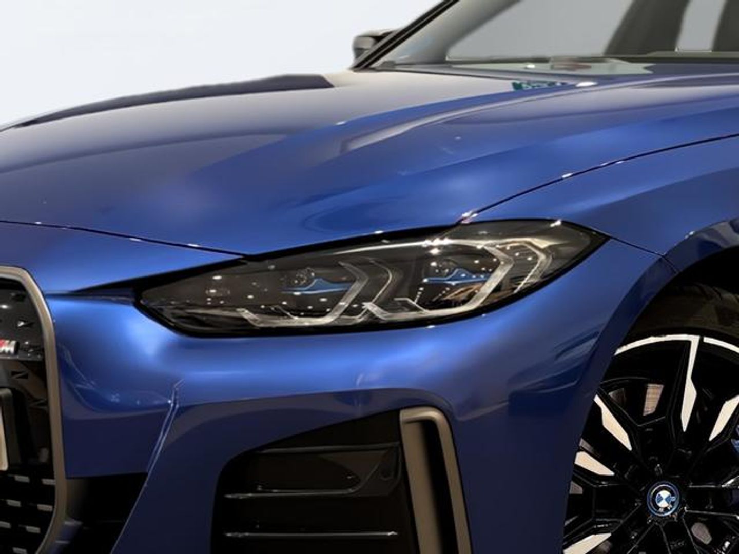 BMW i4 M50 400 kW (544 CV)
