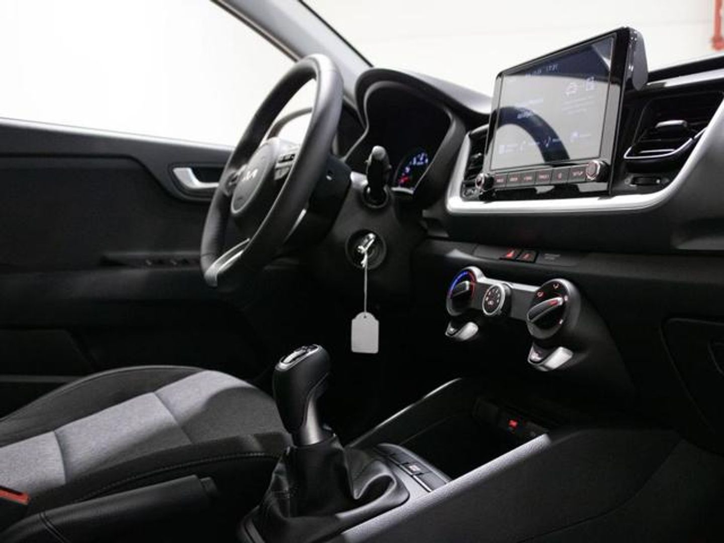 Kia Stonic 1.0 T-GDi MHEV MT Concept 74 kW (100 CV)