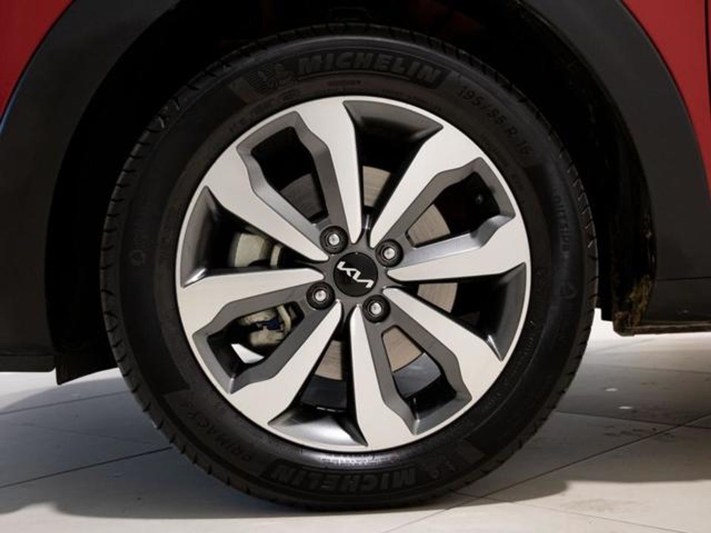 Kia Stonic 1.0 T-GDi MHEV MT Concept 74 kW (100 CV)