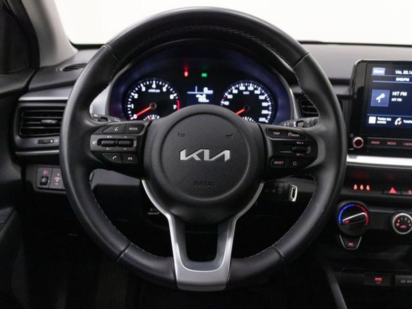 Kia Stonic 1.0 T-GDi MHEV MT Concept 74 kW (100 CV)