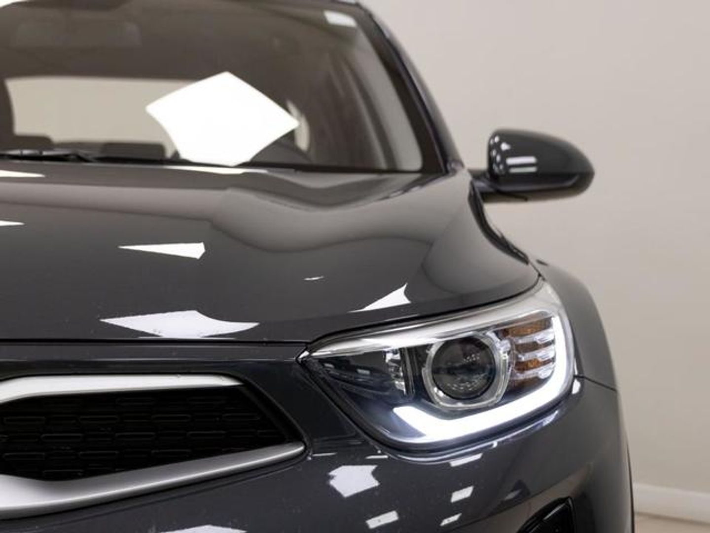 Kia Stonic 1.0 T-GDi MHEV MT Concept 74 kW (100 CV)