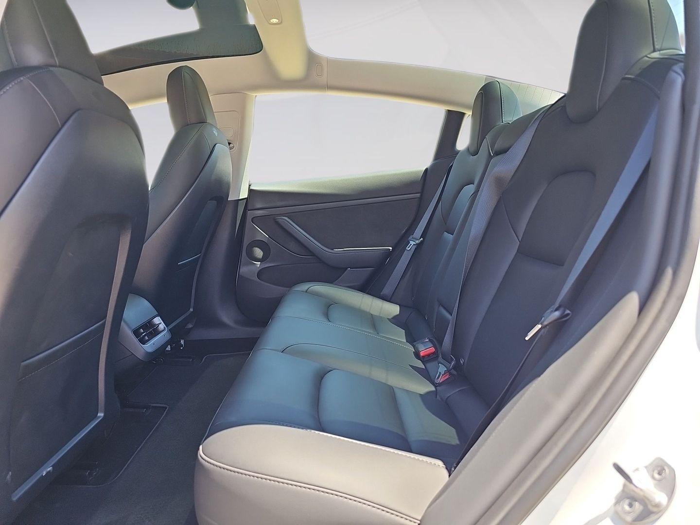 Tesla Model 3 RWD 208 kW (283 CV)
