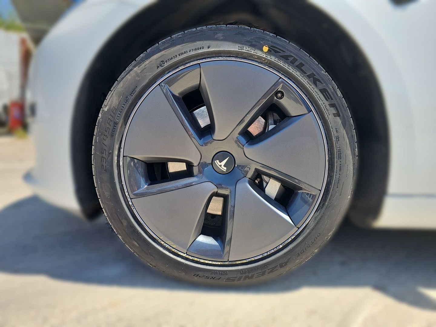 Tesla Model 3 RWD 208 kW (283 CV)