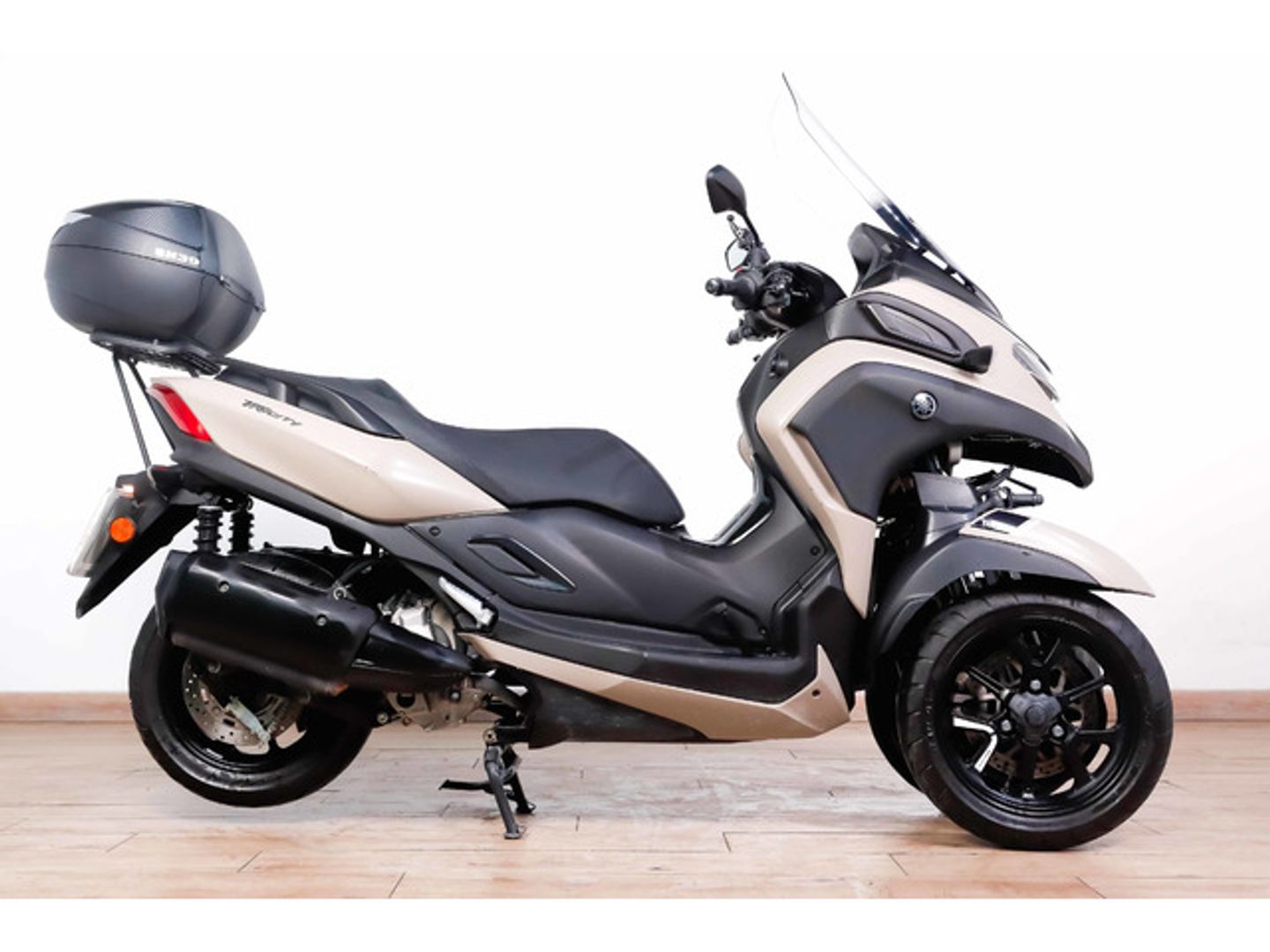 Yamaha XMAX 300