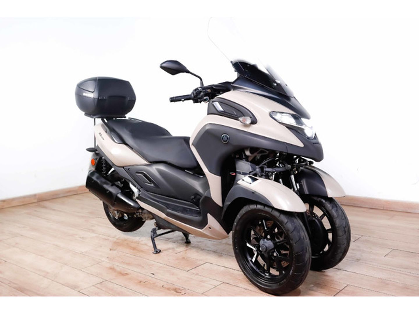 Yamaha XMAX 300