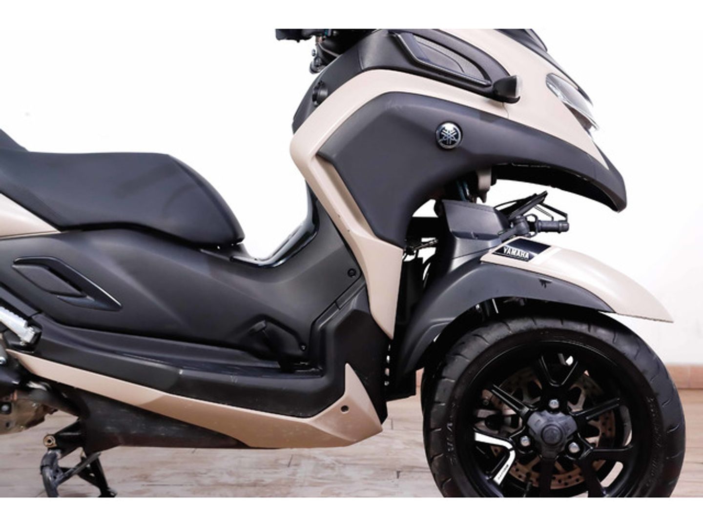 Yamaha XMAX 300