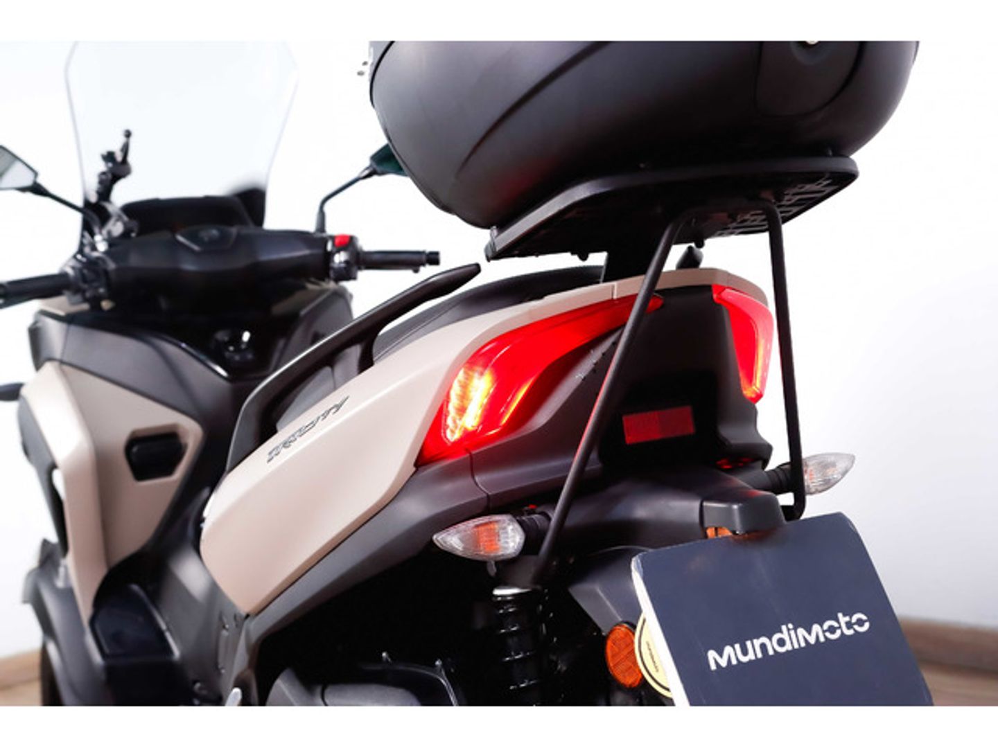 Yamaha XMAX 300