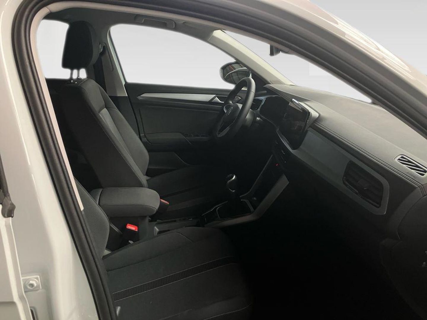 Volkswagen T-Roc ``Más`` Dark 1.0 TSI 85 kW (115 CV)