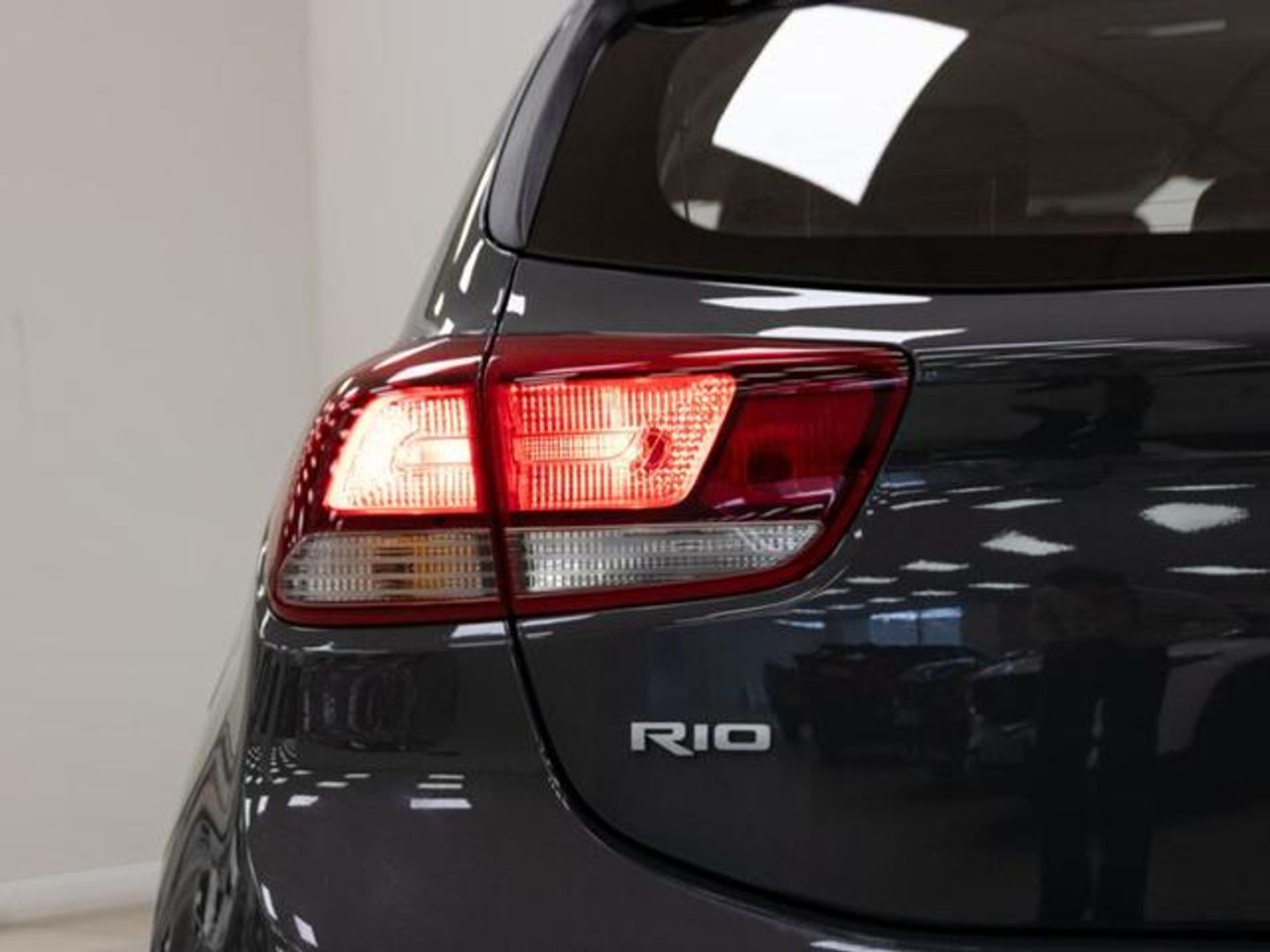 Kia Rio 1.2 DPi Drive 62 kW (84 CV)